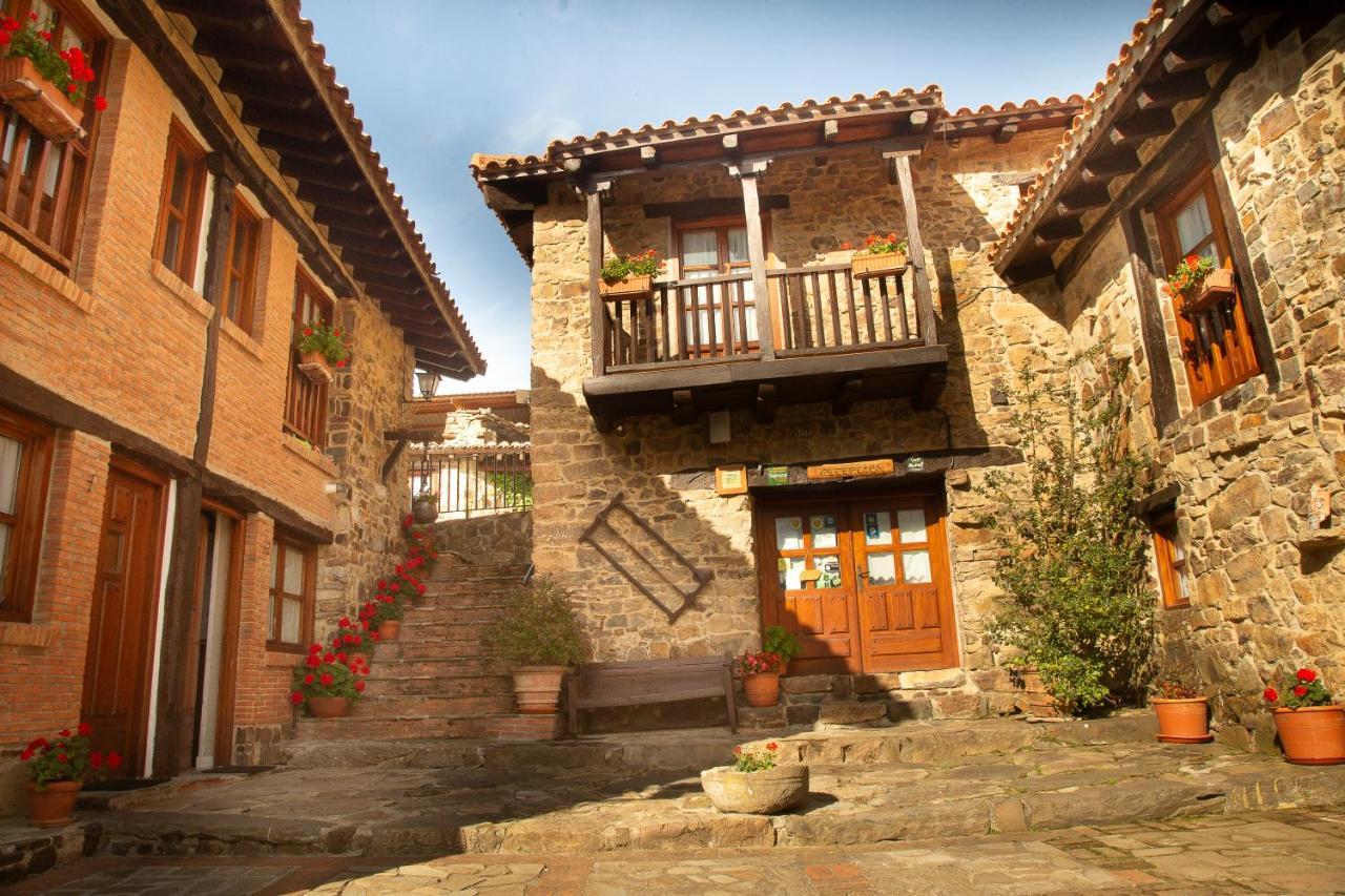 Apartamentos El Patio Lerones Esterno foto